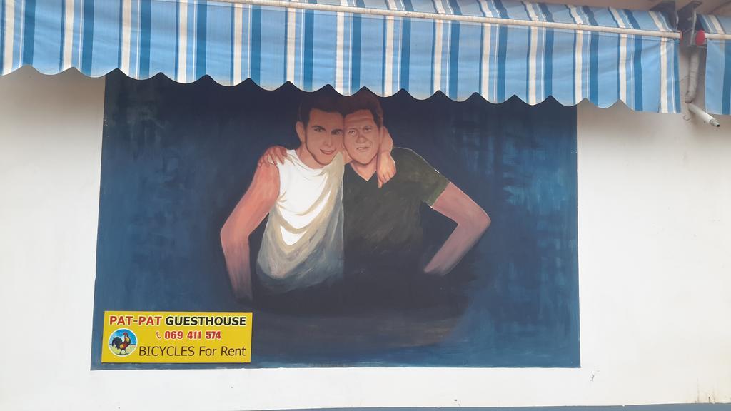 Pat Pat Guesthouse シアヌークビル エクステリア 写真