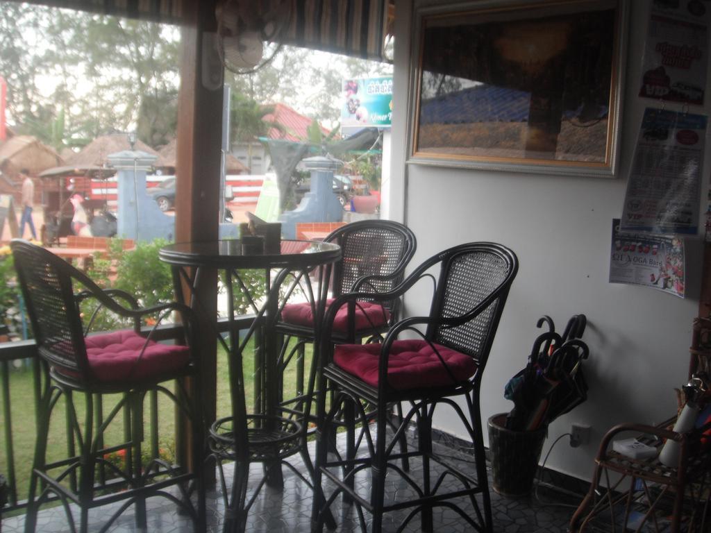 Pat Pat Guesthouse シアヌークビル エクステリア 写真