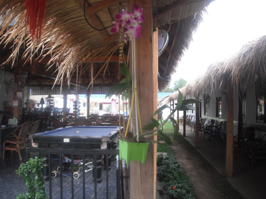 Pat Pat Guesthouse シアヌークビル エクステリア 写真